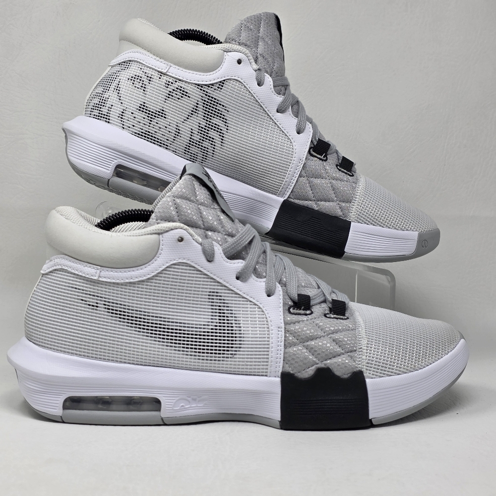 Nike LeBron James Witness VIII White Light Grey Black FB2239-100 Men's Size 10.5 - Picture 2 of 11